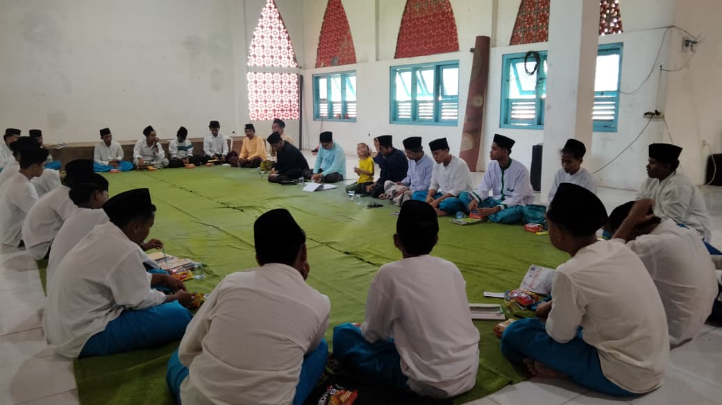 Guru BK MTs. 1 Annuqayah Evaluasi Kinerja Patroli Keamanan Madrasah (PKM)